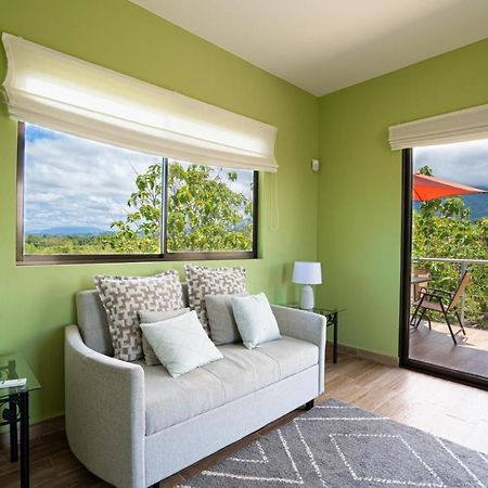 Villa Kiskadee - Beautiful Mountain Views With Private Pool Quepos Zewnętrze zdjęcie